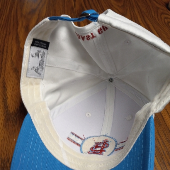 Unisex STL Cardinals Coast Guard Buckle Back Cap. - Picture 4 of 4